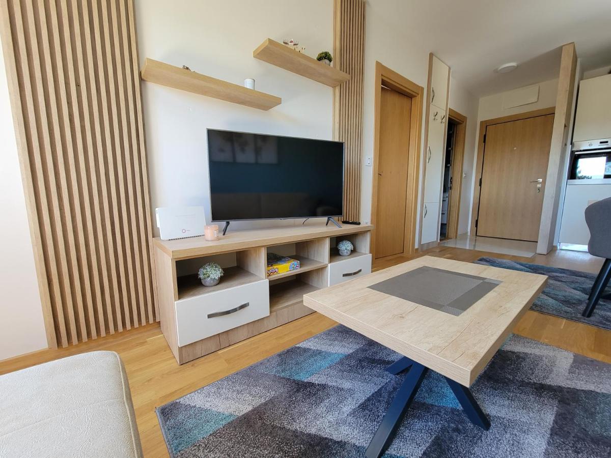 Milky Way Apartment *